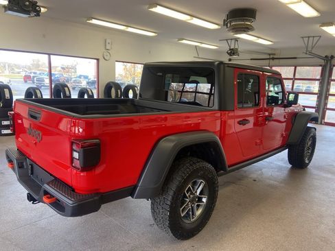 New 2026 Jeep Gladiator Mojave image 21