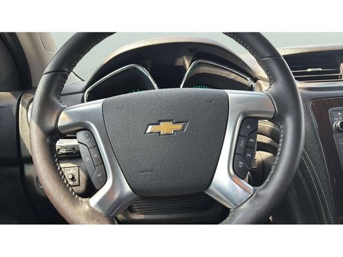 Used 2016 Chevrolet Traverse LT w/ Style and Technology Package AWD/4WD image 16