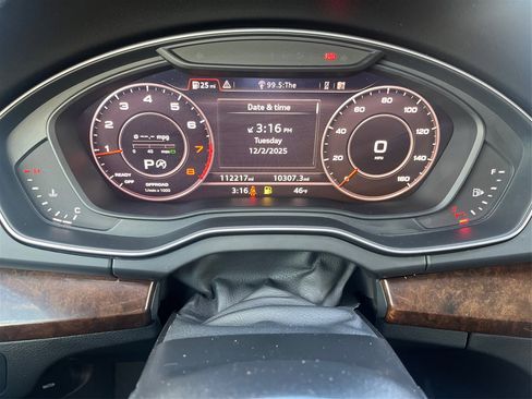 Used 2019 Audi Q5 2.0T Premium Plus w/ Premium Plus Package image 16