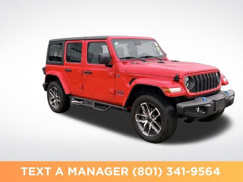 Used 2024 Jeep Wrangler Unlimited w/ LED Headlamp & Fog Lamp Group AWD/4WD image 1