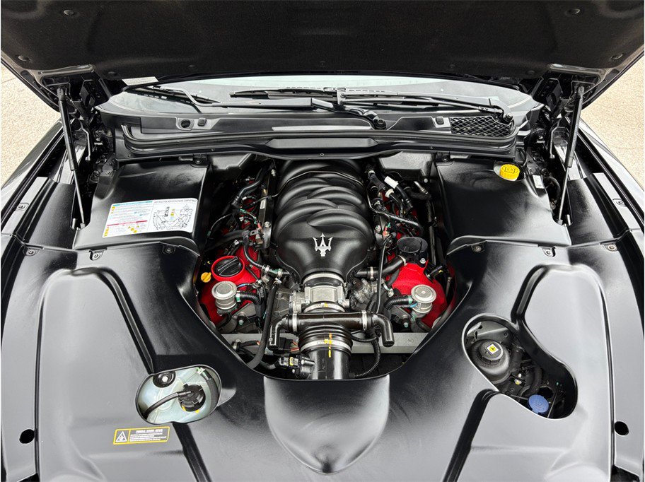 Used 2014 Maserati GranTurismo Sport RWD image 44