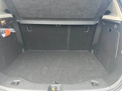 Used 2022 Buick Encore Preferred w/ Safety Package FWD image 3