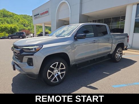 Used 2023 Chevrolet Colorado Z71 w/ Z71 Convenience Package 2 AWD/4WD image 10