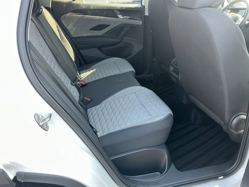 Certified 2025 Volkswagen Tiguan S w/ 18" Wheel Package image 34