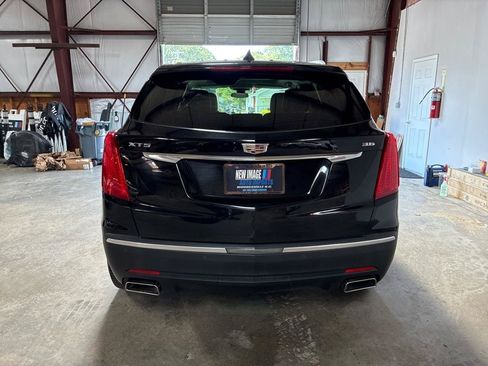 Used 2018 Cadillac XT5 Premium Luxury FWD image 8