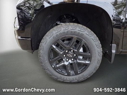 New 2026 Chevrolet Silverado 1500 Custom Trail Boss w/ Dark Appearance Package image 13