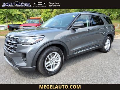 Used 2025 Ford Explorer Active