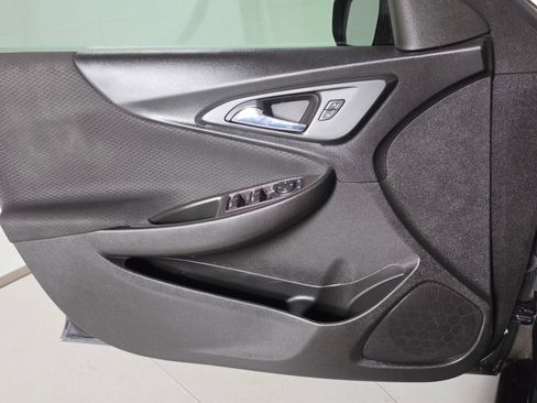 Used 2022 Chevrolet Malibu LT FWD image 33