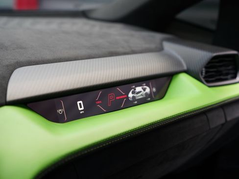 Used 2024 Lamborghini Revuelto AWD/4WD image 22