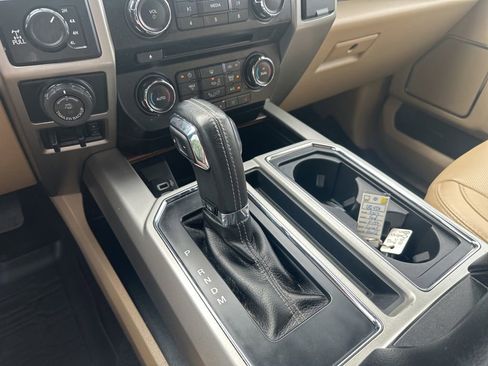 Used 2017 Ford F150 Lariat AWD/4WD image 28