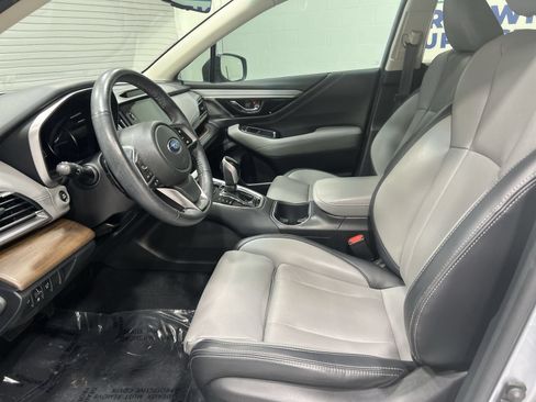 Used 2020 Subaru Outback Limited AWD/4WD image 11