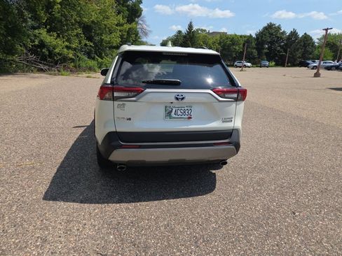 Used 2022 Toyota RAV4 Limited AWD/4WD image 14