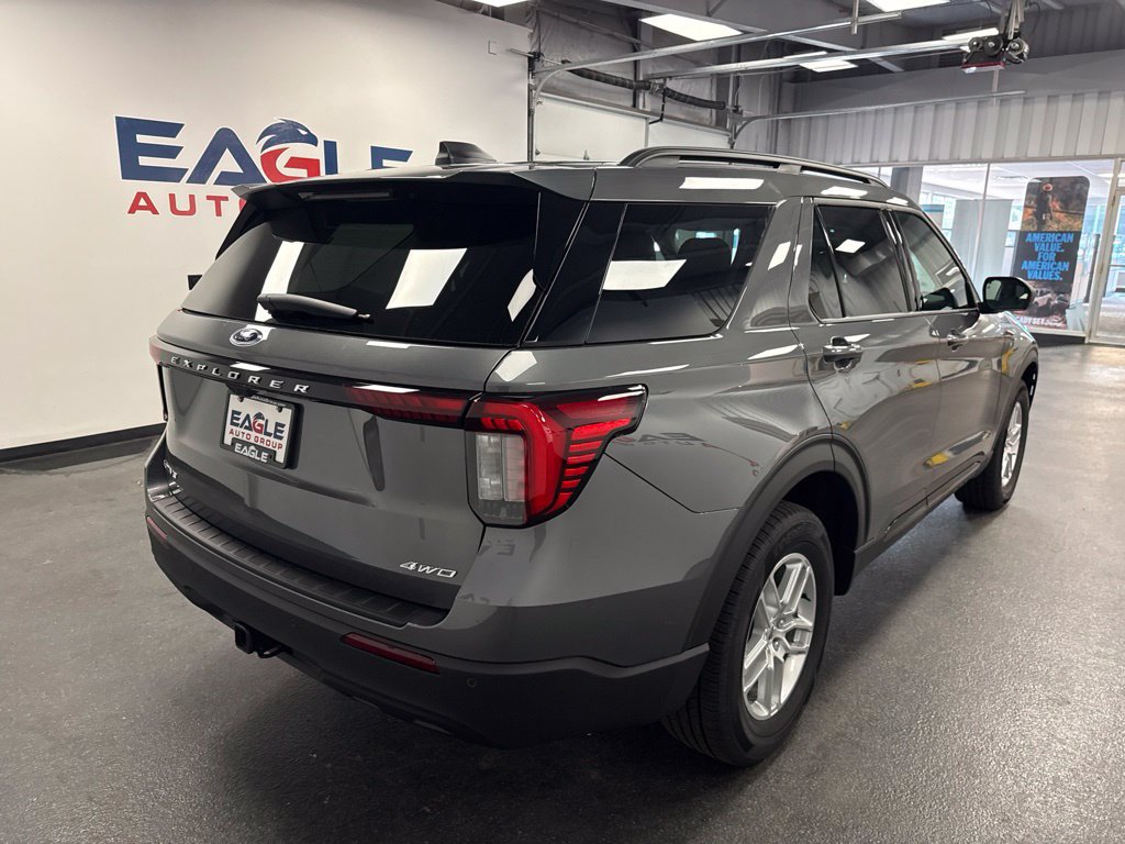 New 2026 Ford Explorer Active AWD/4WD image 11