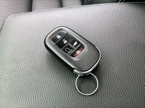 Used 2024 Honda Civic EX-L image 14