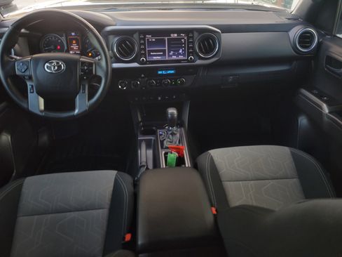 Used 2023 Toyota Tacoma 4x4 Double Cab image 12