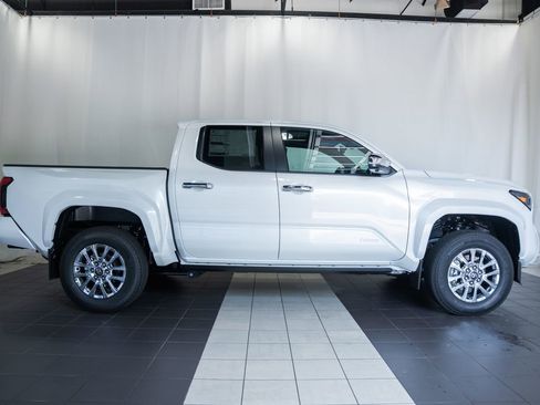 New 2026 Toyota Tacoma Limited AWD/4WD image 3