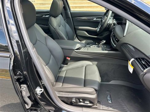 New 2026 Cadillac CT5 Sport image 9
