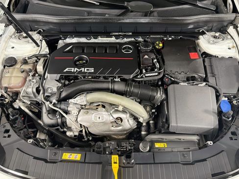 Used 2023 Mercedes-Benz GLB 35 AMG 4MATIC image 10
