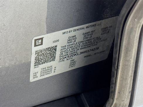 Used 2021 GMC Yukon Denali w/ Denali Premium Package image 34