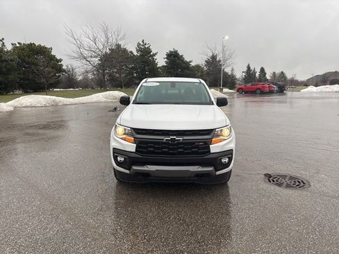 Used 2021 Chevrolet Colorado Z71 image 2
