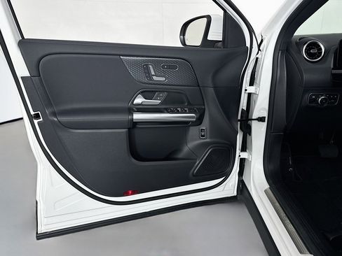 Certified 2026 Mercedes-Benz GLA 250 4MATIC image 22