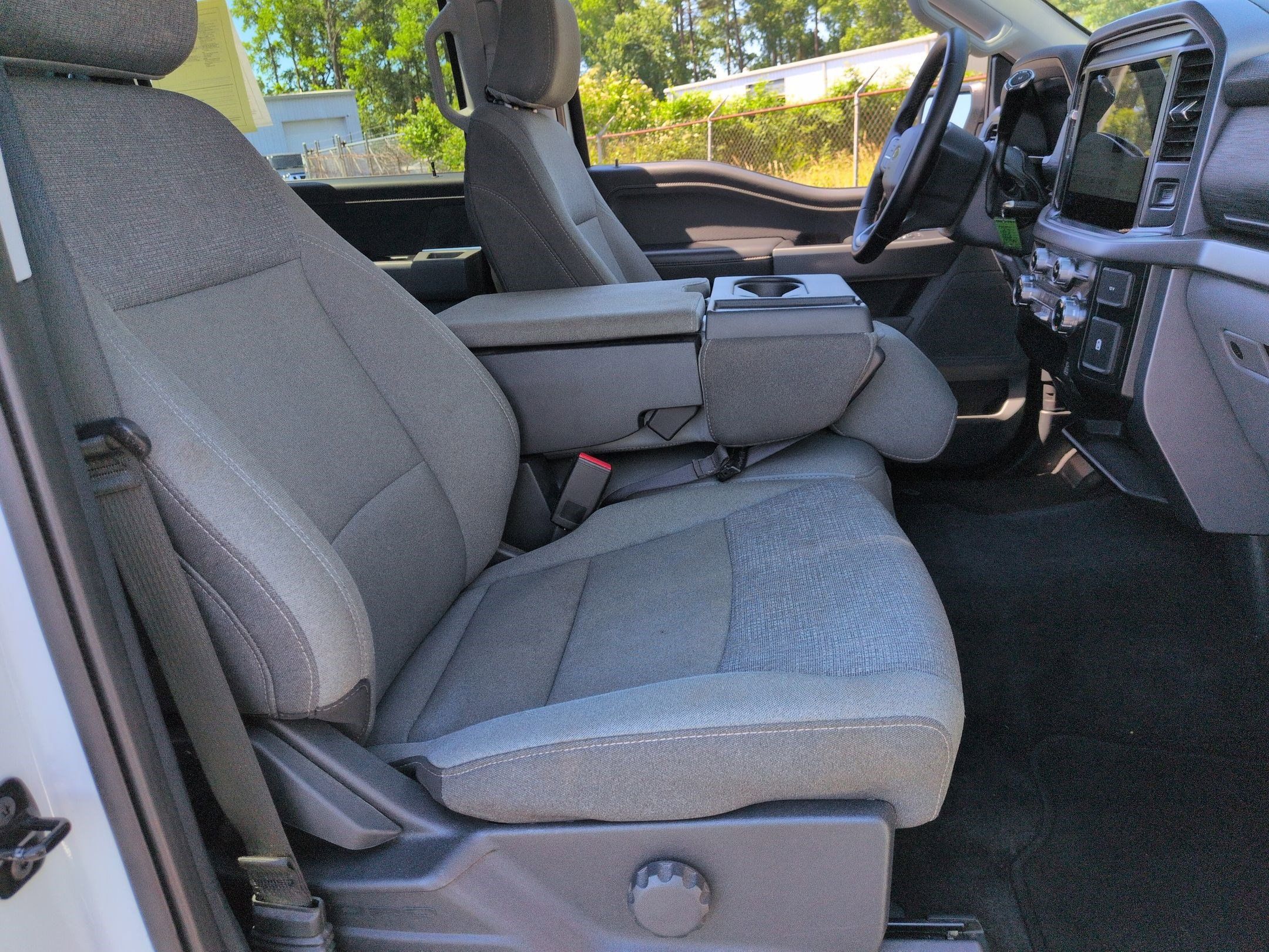 Used 2025 Ford F150 XLT w/ Equipment Group 301A Standard AWD/4WD image 32