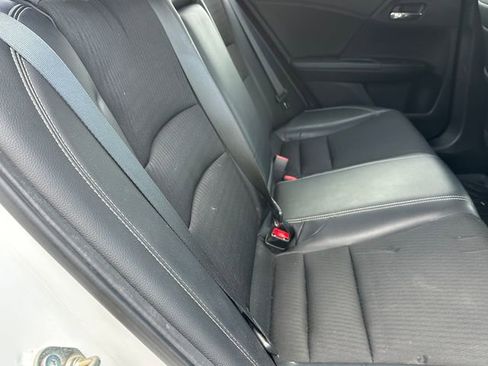 Used 2016 Honda Accord Sport image 9