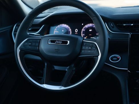 New 2026 Jeep Grand Cherokee L Laredo AWD/4WD image 23