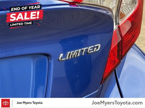 Used 2022 Toyota C-HR Limited image 13