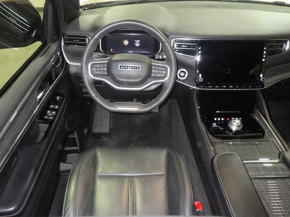 Used 2022 Jeep Wagoneer Series II AWD/4WD image 9
