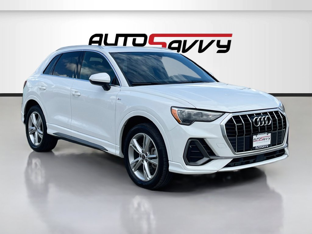 Used 2022 Audi Q3 2.0T Premium w/ Convenience Package AWD/4WD image 1