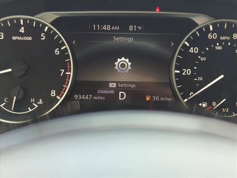 Used 2022 Nissan Pathfinder SV FWD image 11