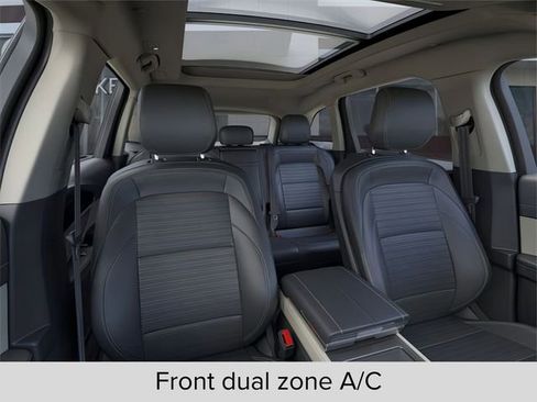 New 2024 Lincoln Nautilus Reserve w/ Equipment Group 202A image 12