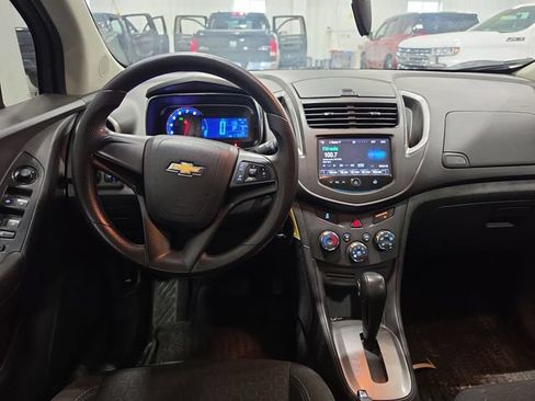 Used 2016 Chevrolet Trax LS AWD/4WD image 13