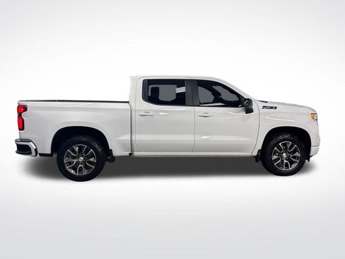 Used 2024 Chevrolet Silverado 1500 RST AWD/4WD image 7