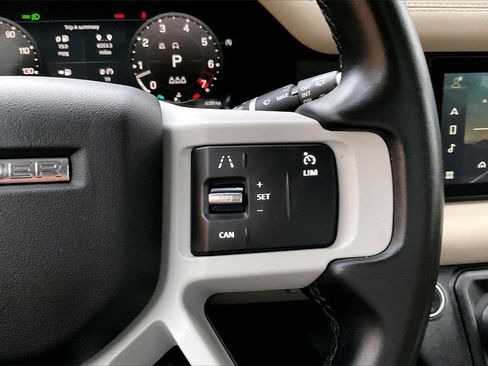 Used 2023 Land Rover Defender 110 SE image 11