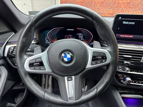 Certified 2022 BMW M550i xDrive w/ Premium Package image 14
