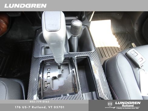 Used 2021 Toyota 4Runner TRD Off-Road Premium w/ Moonroof Package AWD/4WD image 5