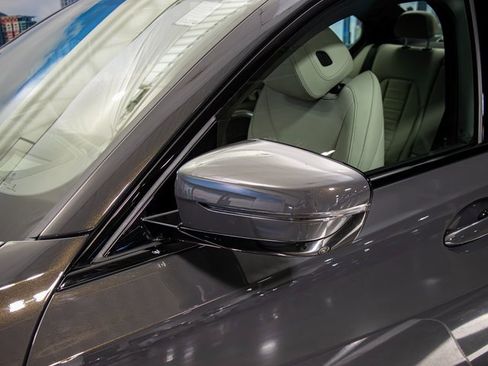 New 2026 BMW 330i xDrive Sedan w/ M Sport Package image 10