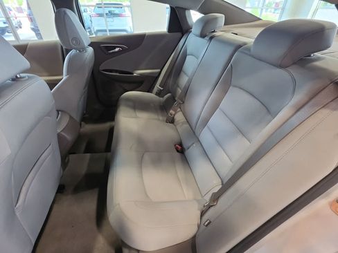 Used 2022 Chevrolet Malibu LS FWD image 30
