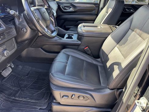 Used 2023 Chevrolet Tahoe RST w/ Luxury Package RWD image 19