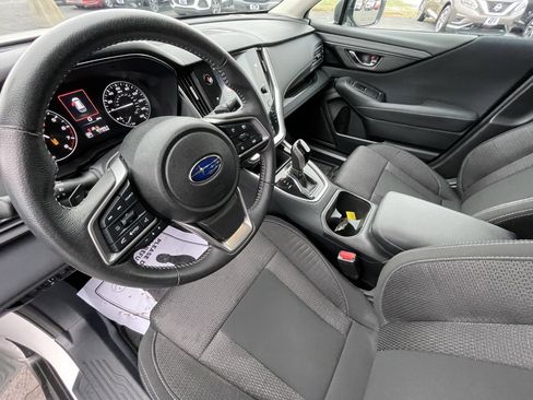 Used 2025 Subaru Outback Premium w/ Popular Package #1A image 21