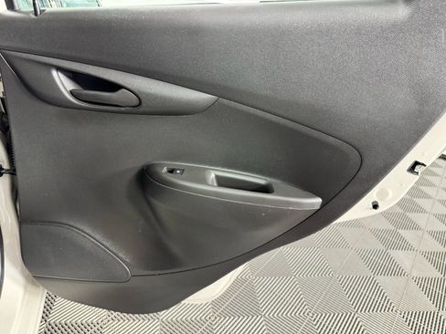 Used 2021 Chevrolet Spark LT image 37