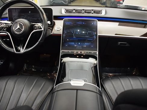 Certified 2022 Mercedes-Benz S 500 4MATIC image 19