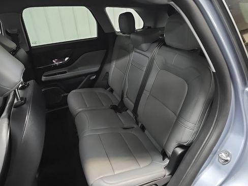 Used 2022 Lincoln Corsair AWD w/ Premium Package image 36