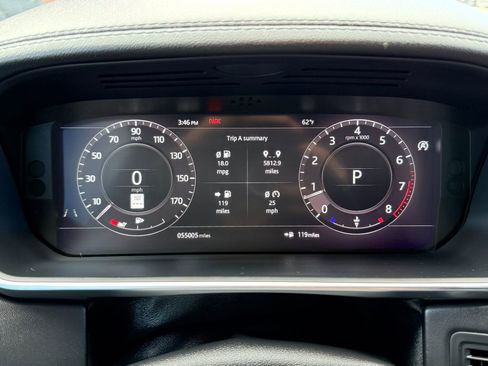 Used 2020 Land Rover Range Rover Long Wheelbase HSE image 12