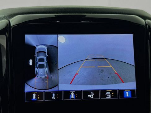 Used 2023 Chevrolet Traverse High Country w/ LPO, Floor Liner Package FWD image 17