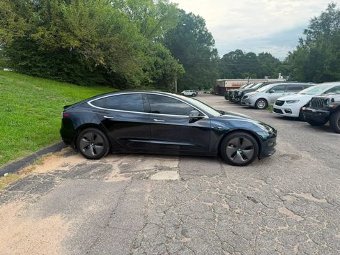 Used 2020 Tesla Model 3 Standard Range Plus RWD image 5