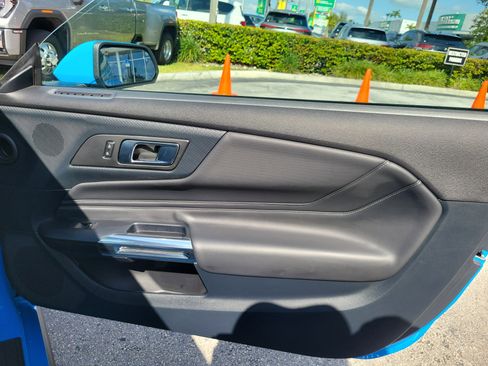 Used 2024 Ford Mustang Premium image 25