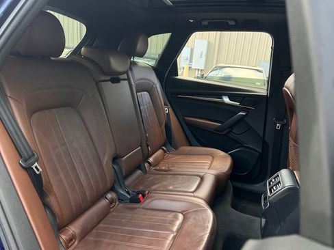 Used 2018 Audi Q5 2.0T Premium image 26